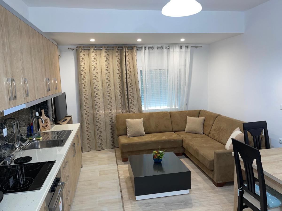 Garden Villa Apartments Sarandë Exterior foto