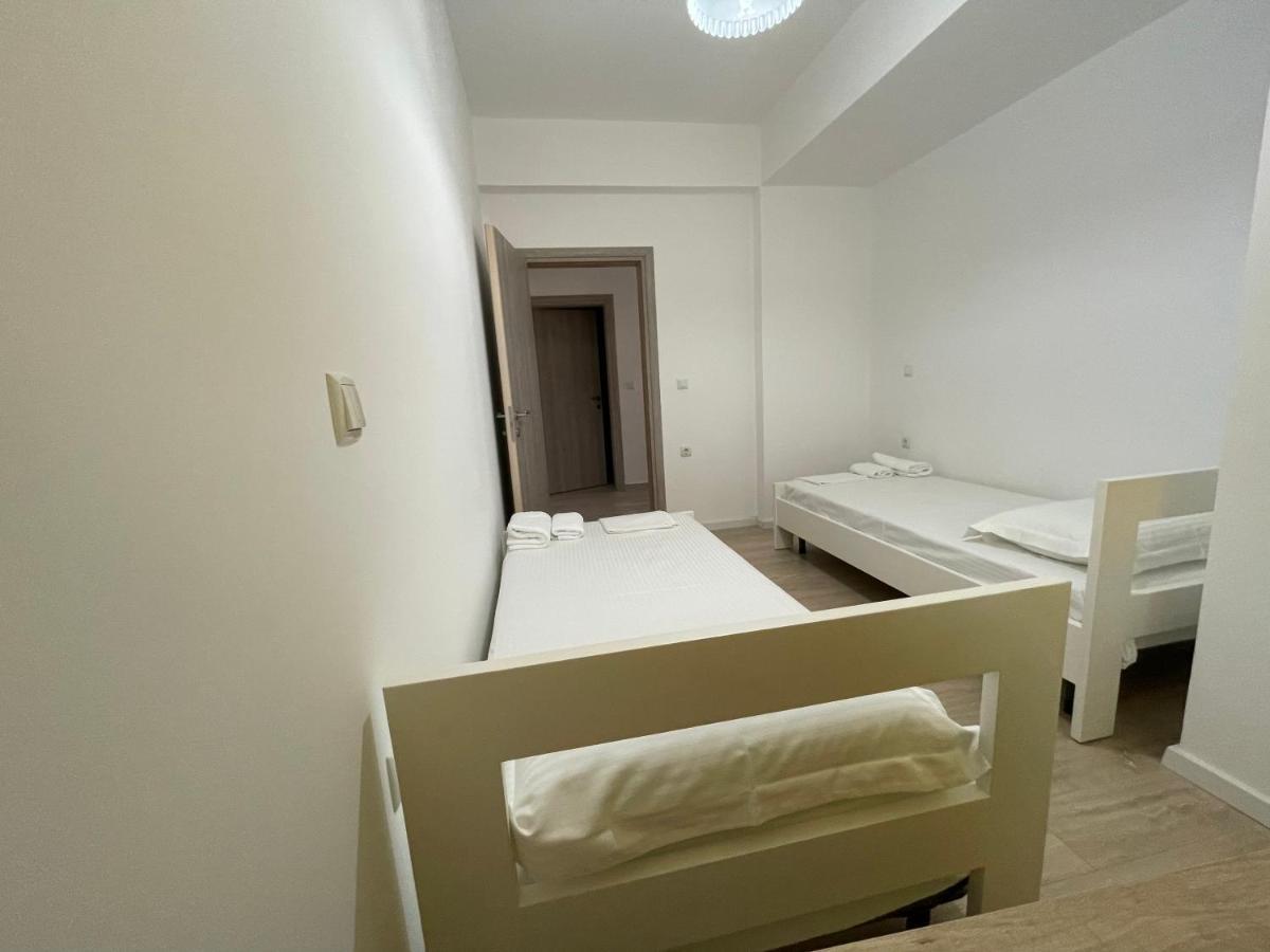 Garden Villa Apartments Sarandë Exterior foto