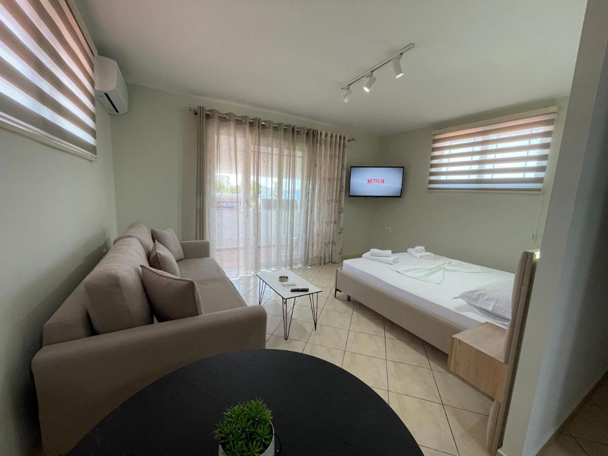 Garden Villa Apartments Sarandë Exterior foto